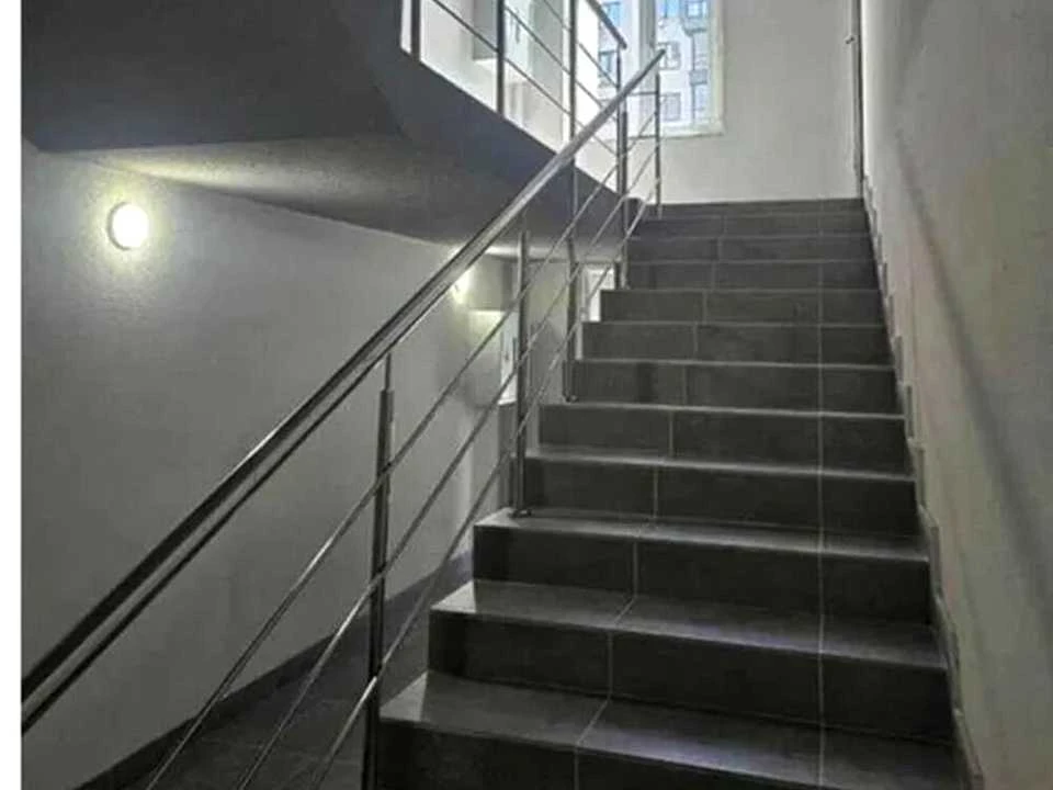 Apartment. Lviv, Roksolany St.