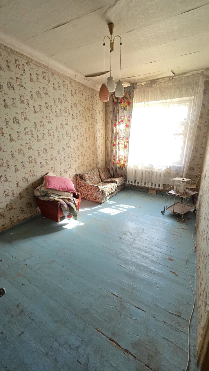 Продам 3к квартира проспект Мазепи