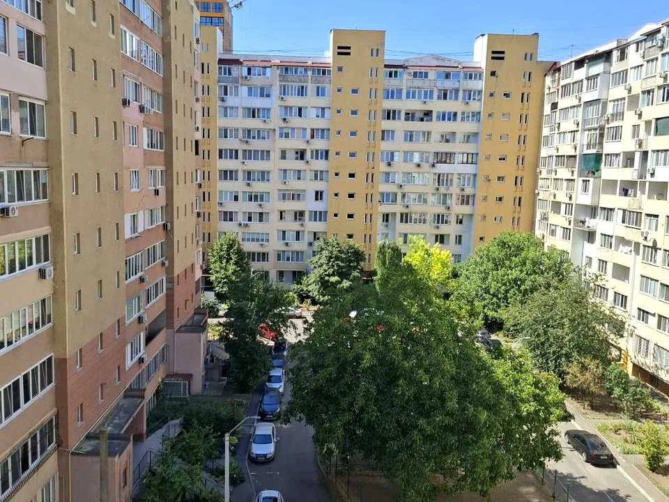 Квартира. Одесса, проспект Тракторостроителей