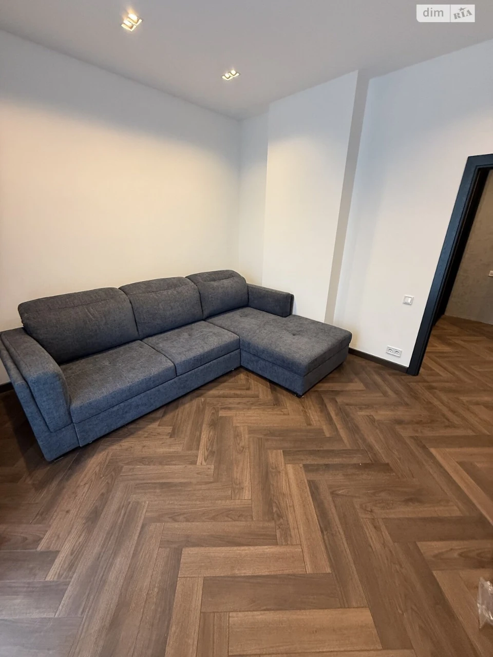 Apartment for Sale, Center