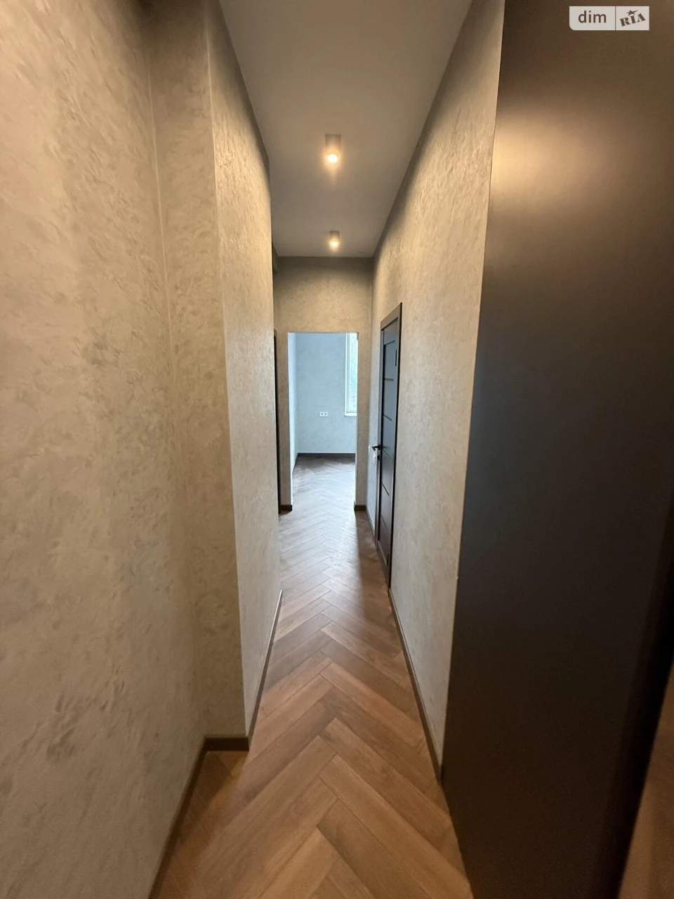 Apartment for Sale, Center