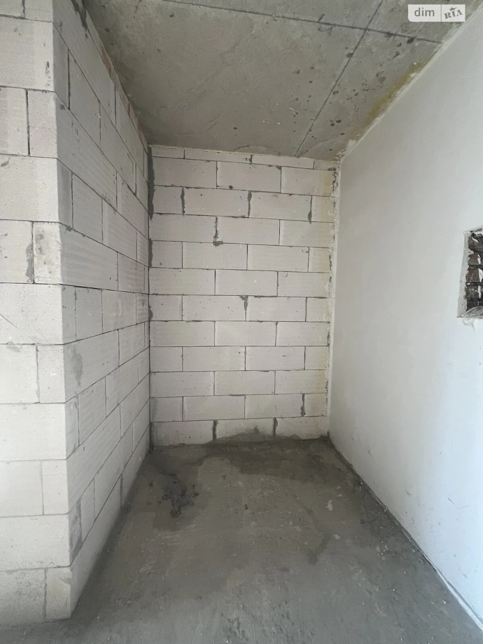 Apartment for Sale, Княгинин