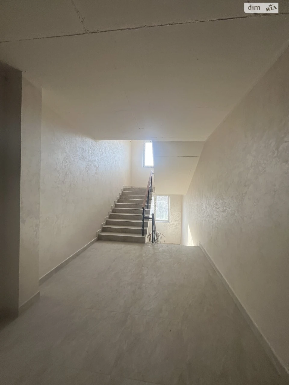 Apartment for Sale, Княгинин