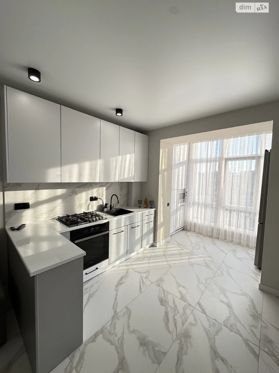 Apartment for Sale, Center
