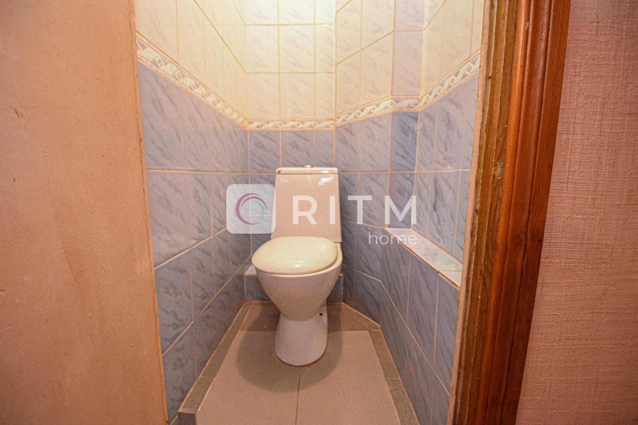 Sale of a 3-room apartment in the area of Canada, Ternopil