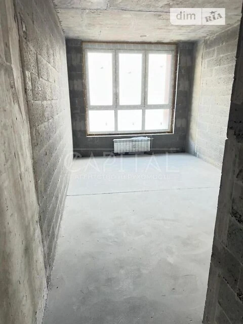 Продаж 1к квартири 43 кв. м на вул. Набережно-Рибальська дор