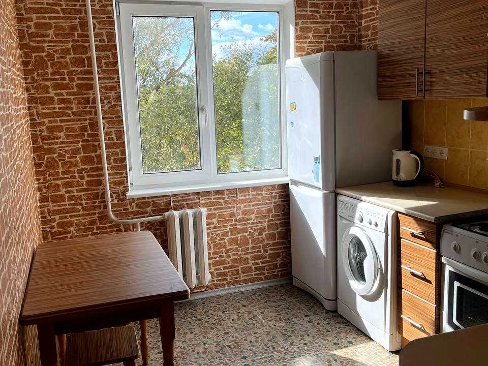 Apartment. Kyiv, Shchusieva St.