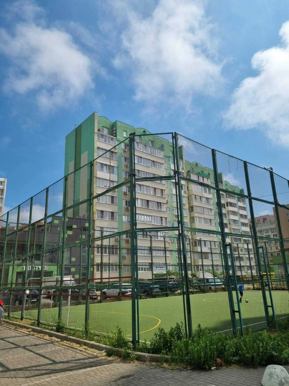 Продажа 2-комнатной квартиры с ремонтом в ЖК "Острова"