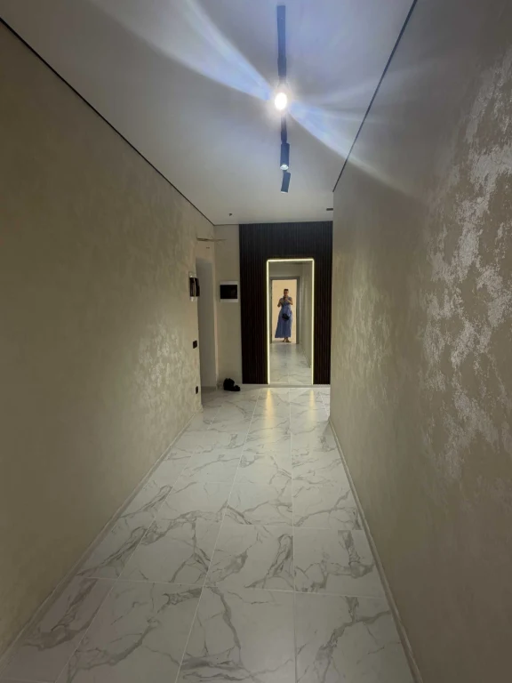 2-кімнатна квартира в новому будинку — 59,2 м², ремонт, закр