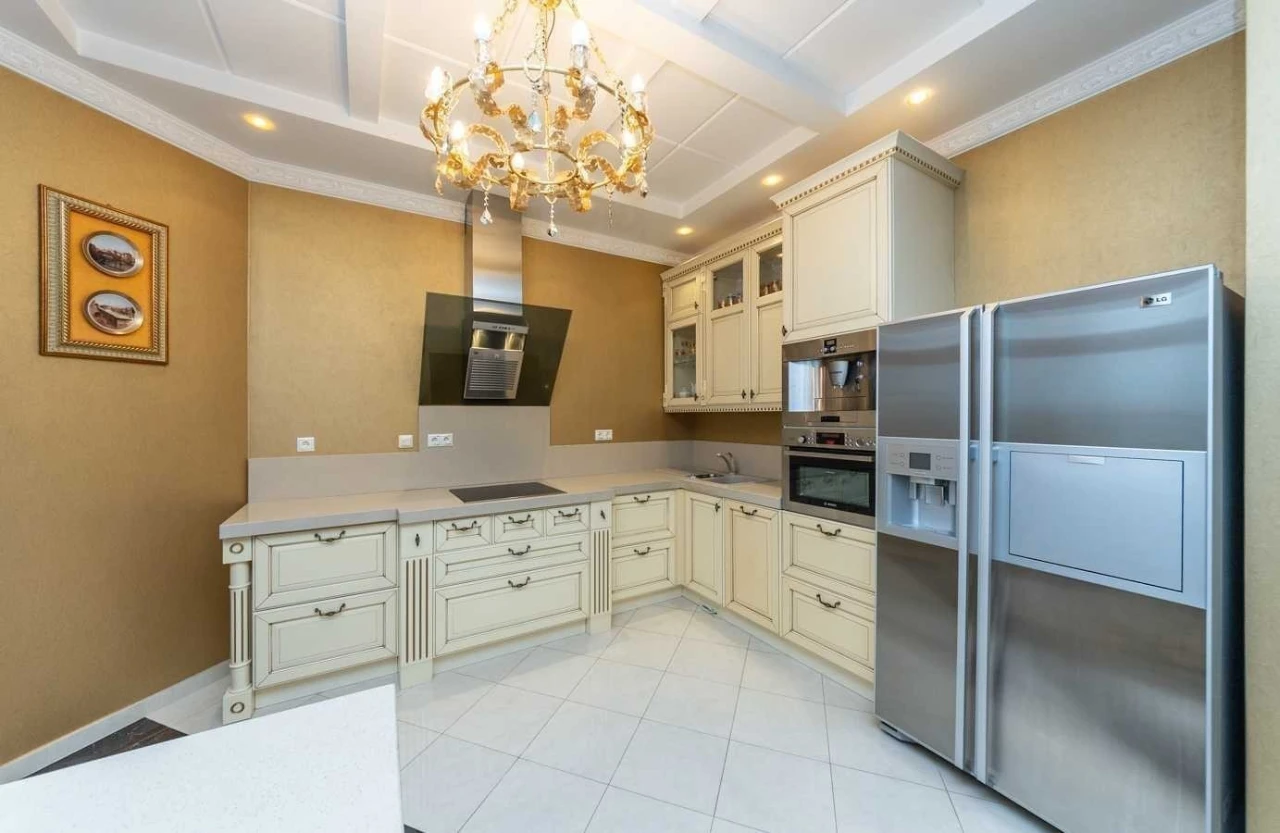 4-room apartment for sale 158 m², Marshala Tymoshenko St.,
