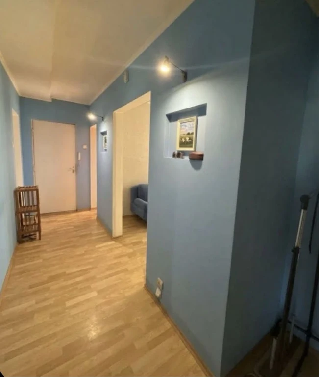 Левада 3 комнаты, панельный дом 65000$