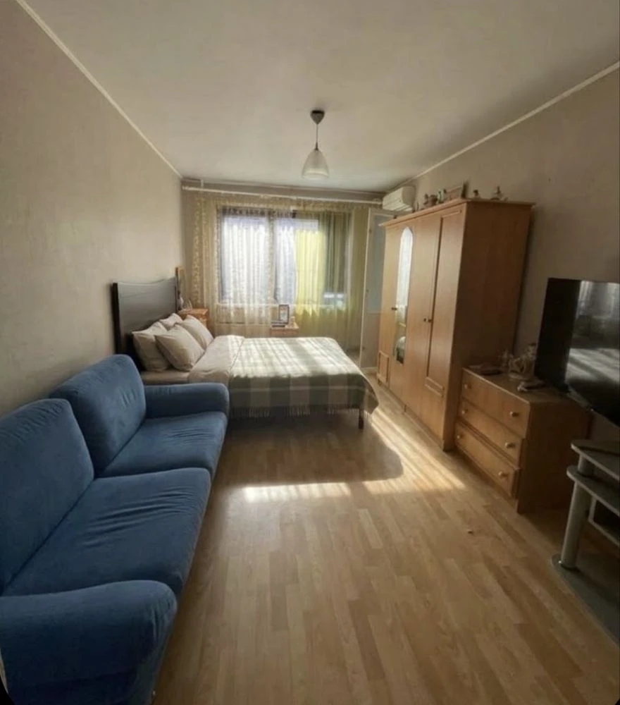 Левада 3 комнаты, панельный дом 65000$