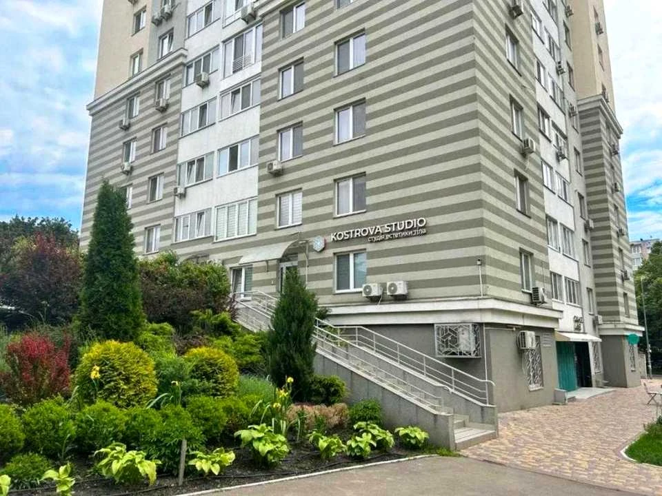 Квартира. Киев, Тбилиский проезд.