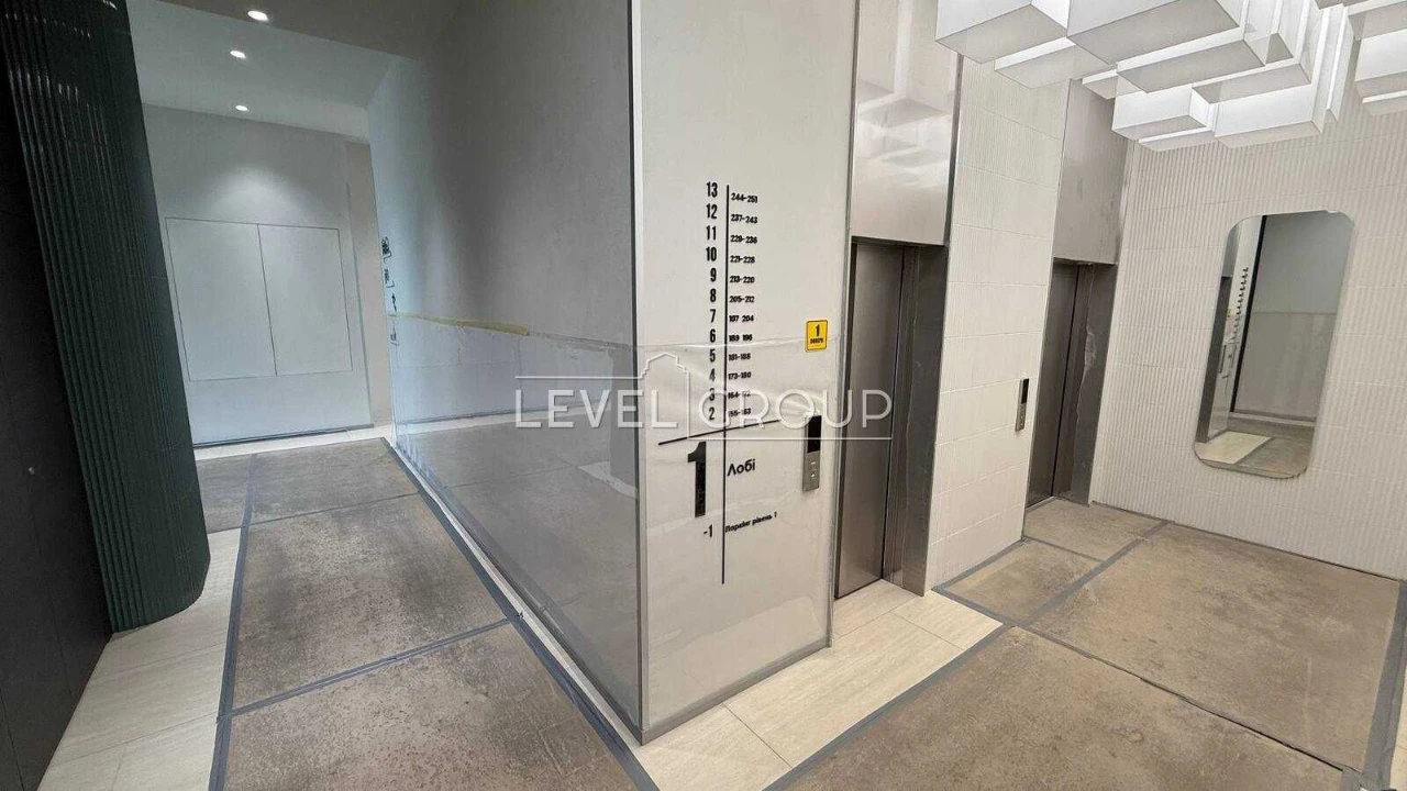 Продаж 1к квартири S=62 кв.м. з терасою 50 кв.м. k=0,3 жк 'L