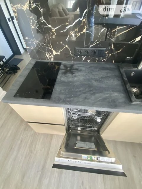 Sale of 1-room apartment 29 sq. m. on Mykhaylo Maksymovycha st. 26D