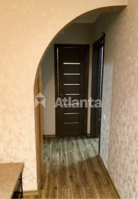 3-комнатная 65 м² с ремонтом, балкон + лоджия | Проспект Небесной Сотни