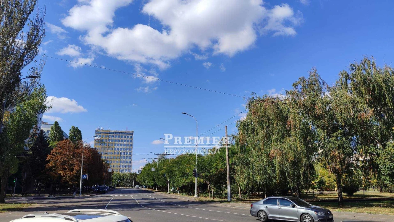 Продам трикімнатну квартиру на вулиці Філатова, 62 кв.м