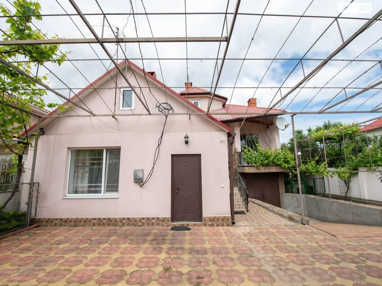 Sale of House in Chubayka
