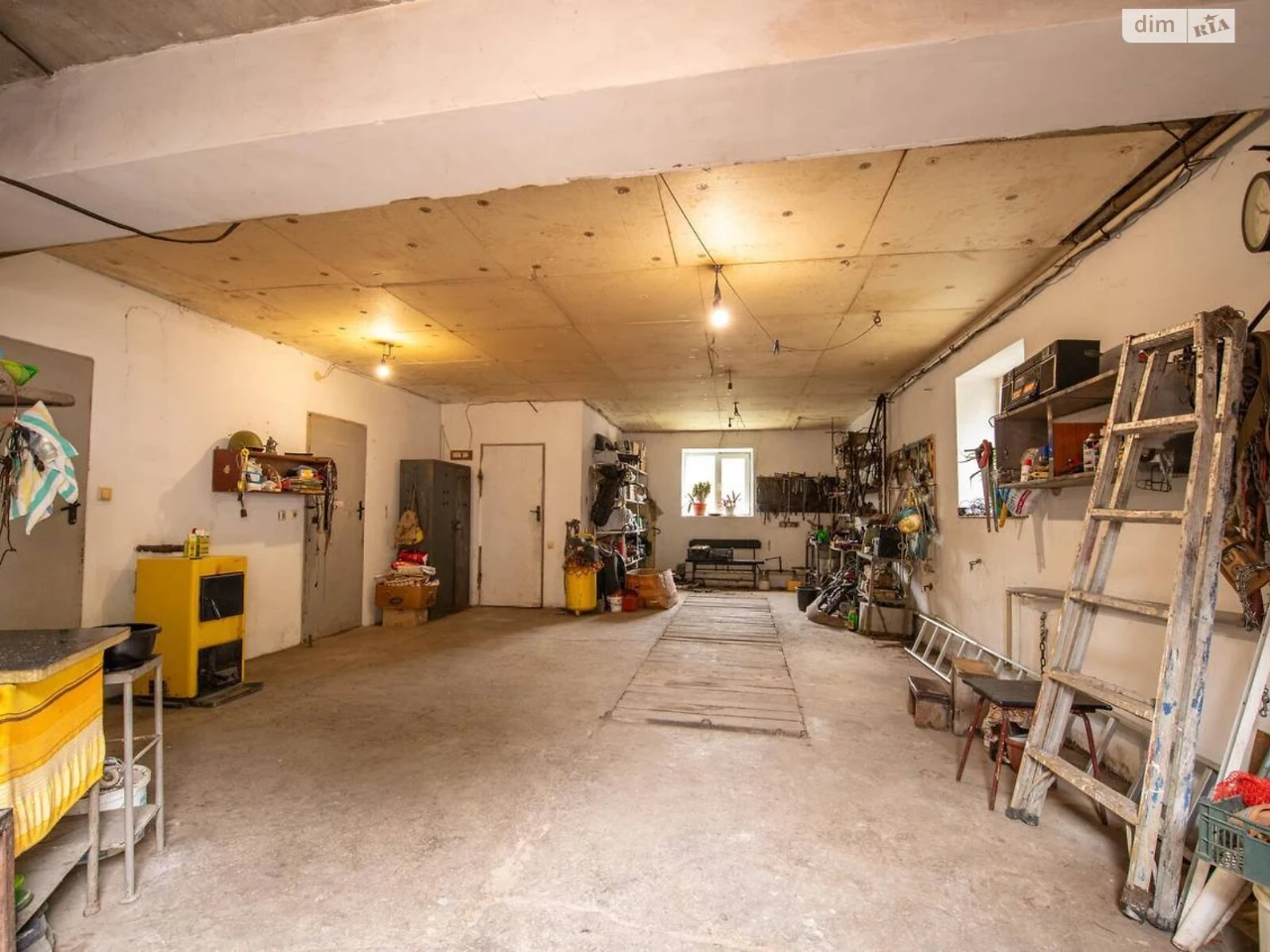Sale of House in Chubayka