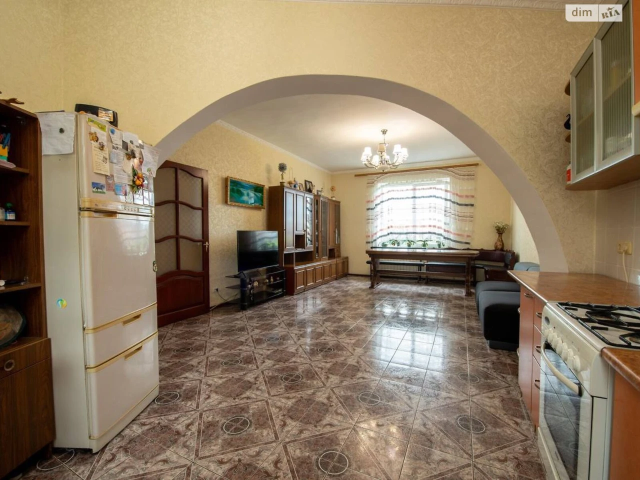 Sale of House in Chubayka