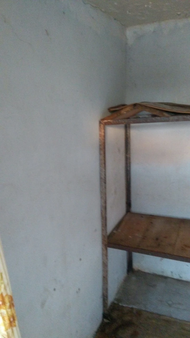 Продаж причалу. Широка балка.