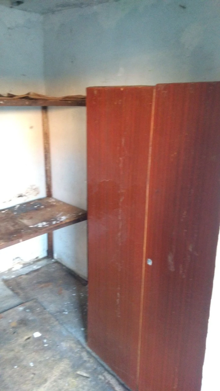 Продаж причалу. Широка балка.