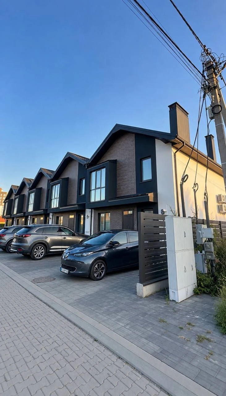 Premium townhouse in Lipin