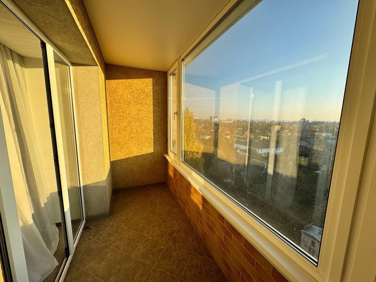Rent 3-bedroom apartment 76 m², Vydradnyi Prospect, 55