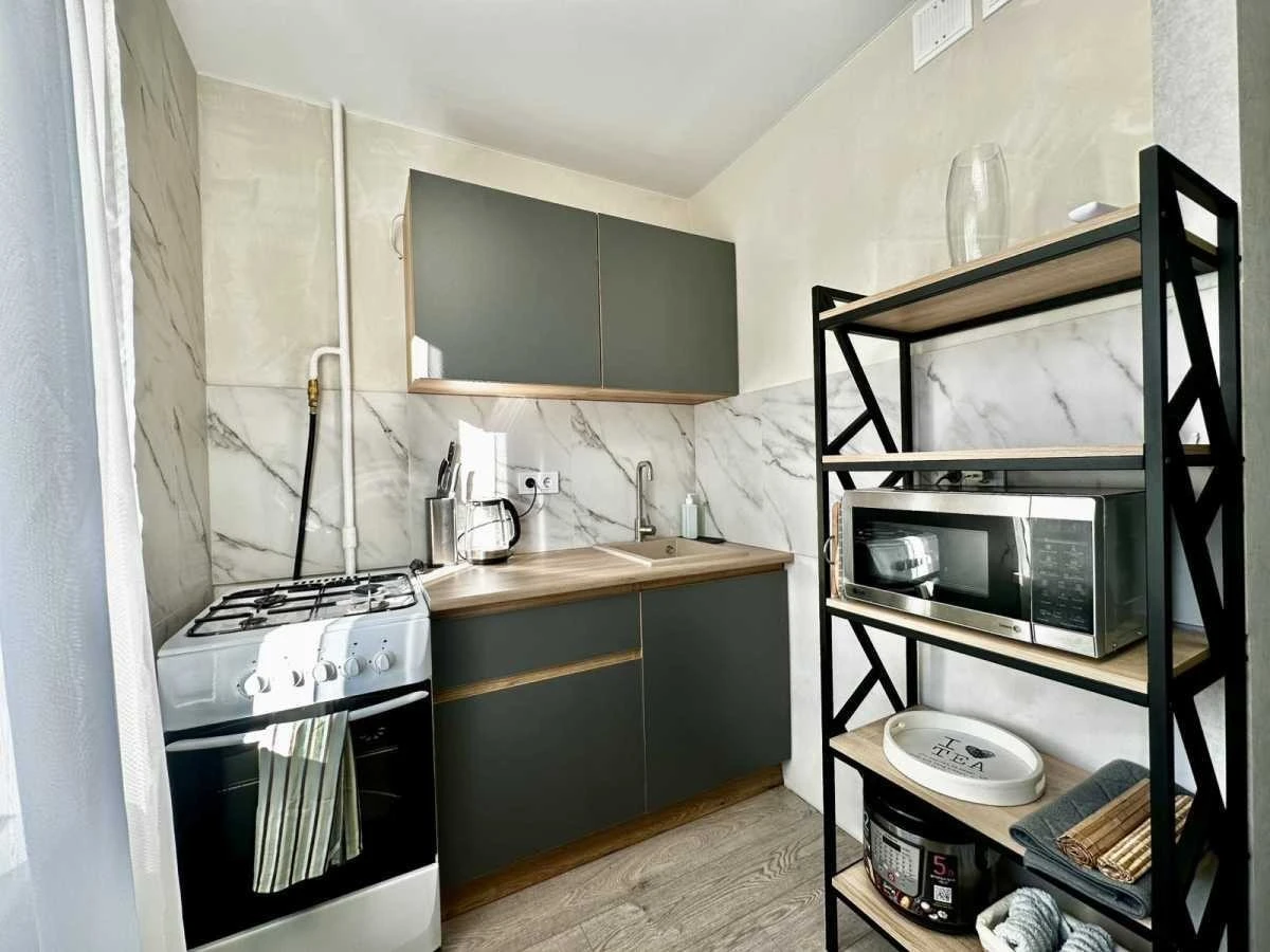 Сдается 1-комнатная квартира 28 м², улица Симиренка, 20