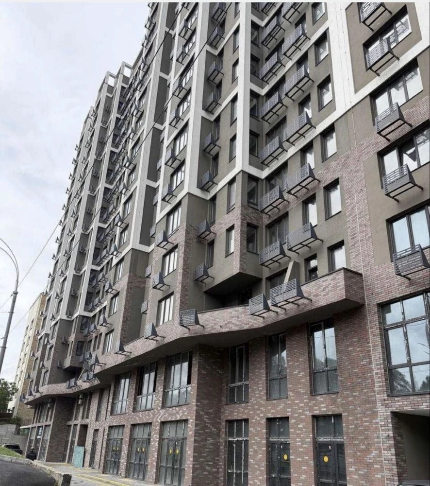 Apartment in ЖК Genesis, 1-room, 37 sq m with a dressing room! View to the courtyard! Sale