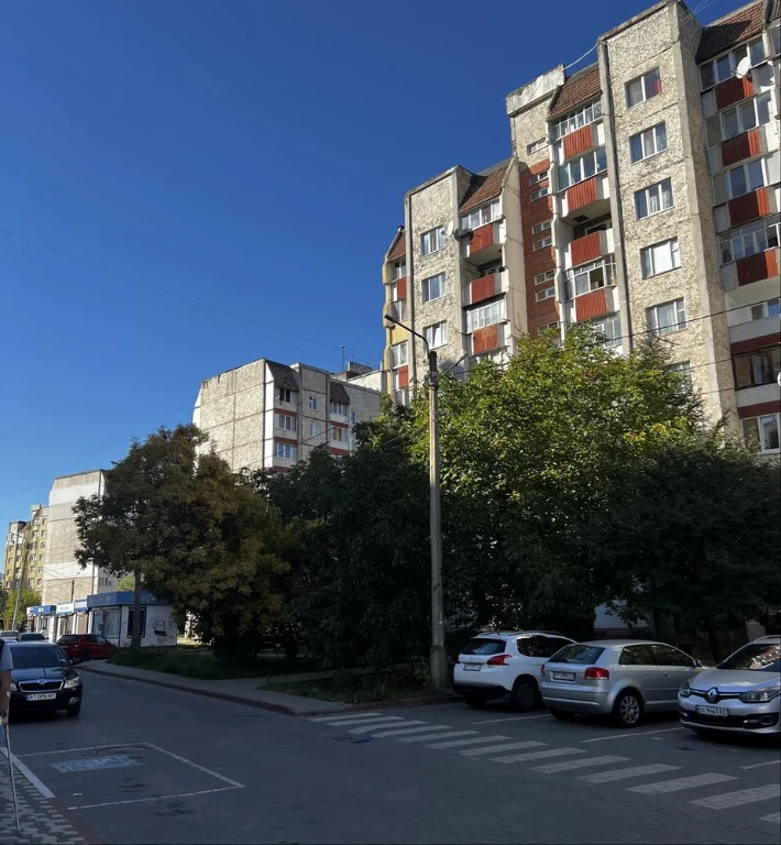 One-bedroom apartment for sale on Khotkevych Street