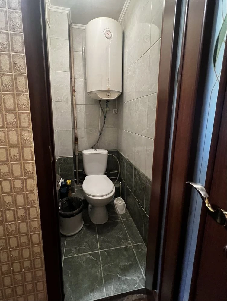 One-bedroom apartment for sale on Khotkevych Street