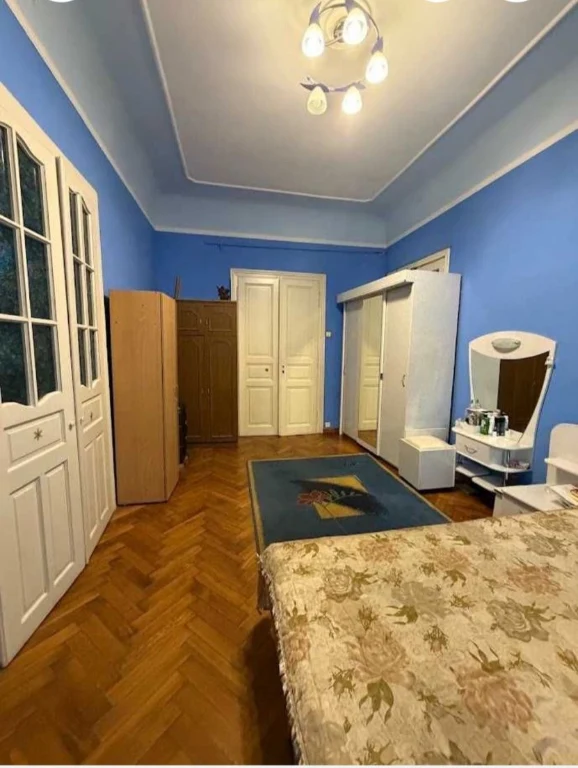 Продам 1-кімнатну квартиру по вул.Головній,14. Від власника