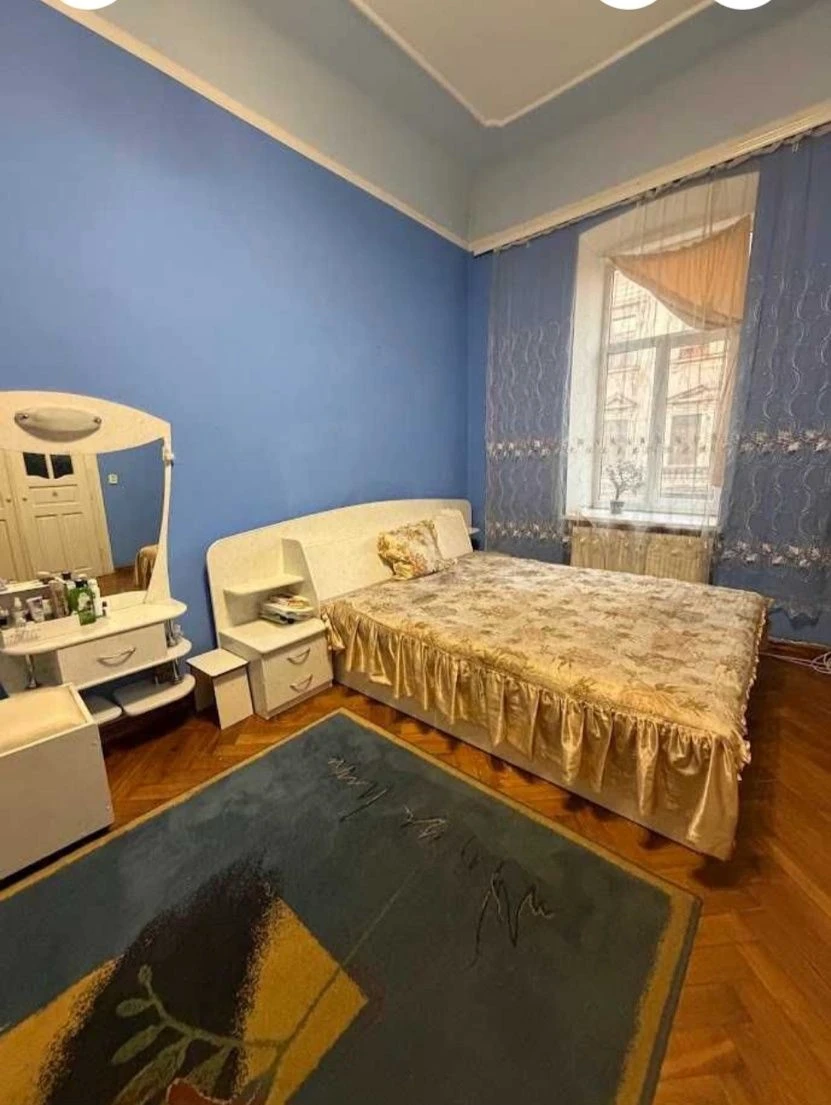 Продається 1-кімнатна квартира на вул. Головній, 14