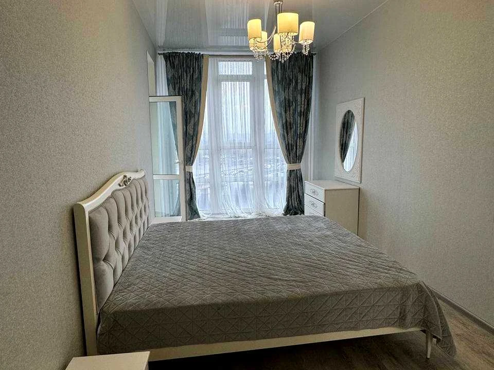 Квартира. Київ, Микільсько-Слобідська вул.