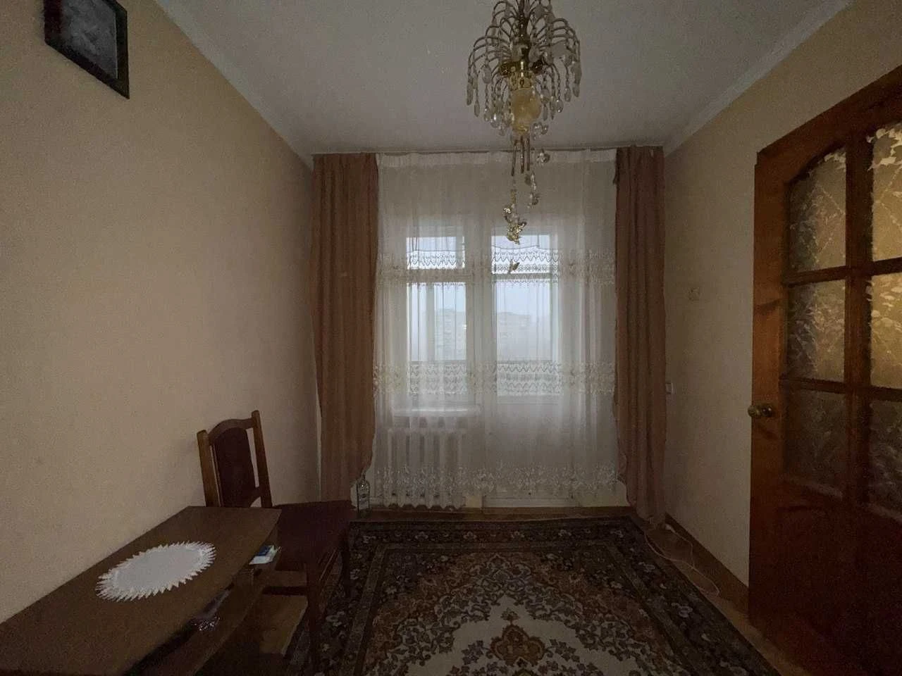 Продається 4-кімнатна квартира на вул. Пасічна, 73,1 м2 (Панельний)