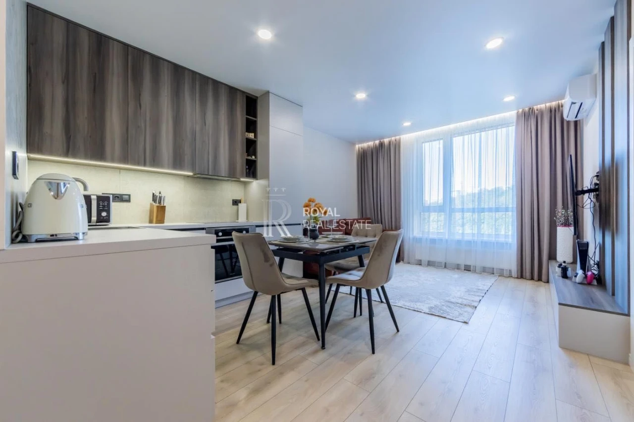 Терміновий продаж 1к 45 м² Світло Парк Видубичі