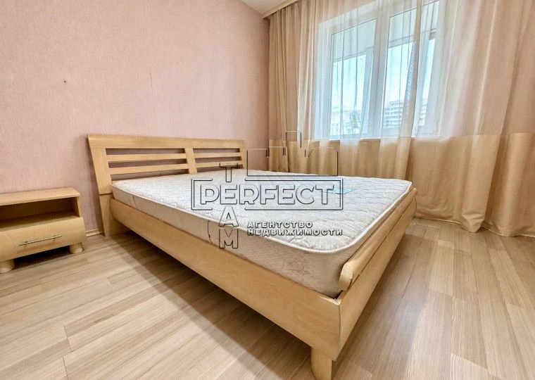 Продаж 2-кімнатної квартири, Мишуги 3 / Мишуги 3, Метро Позняки, 2 хвилини