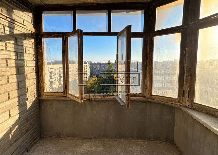 Продаж 1к квартири Бориспільська 12Б / Бориспольская 12Б