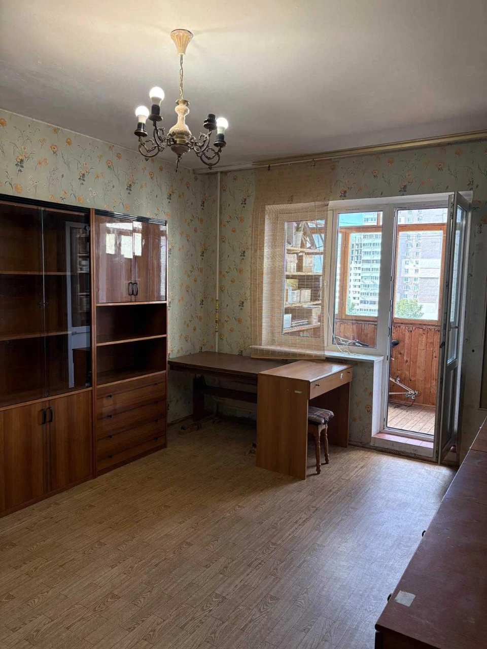 Продається простора 3-кімнатна квартира, 78 кв.м., Лаврухина, 11