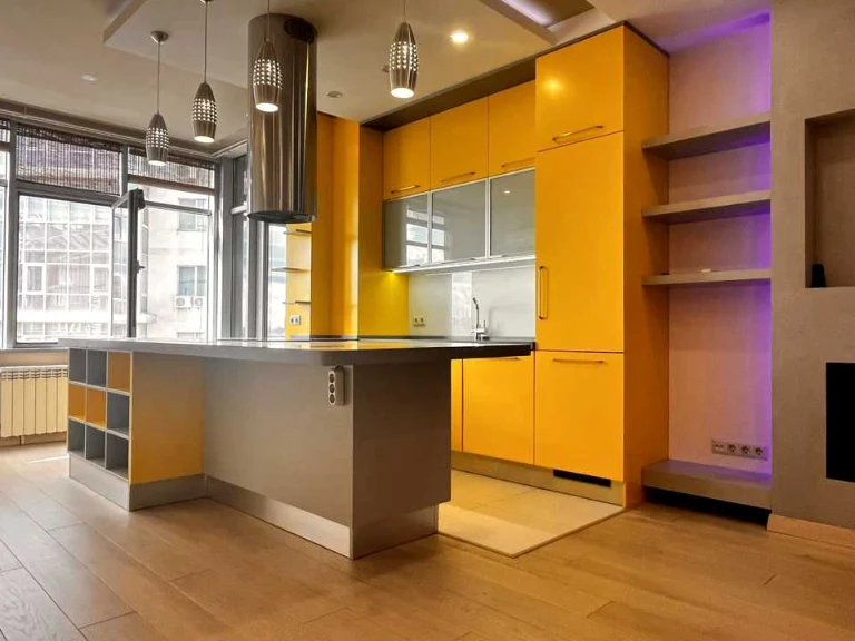 Apartment. Kyiv, Darnytskyi Blvd.