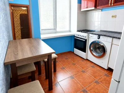 Apartment. Sumy, Pereomotyi Prospect