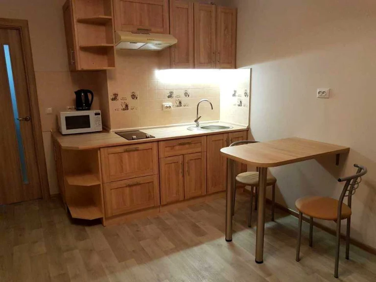 Apartment. Akademika Glushkova Prospect
