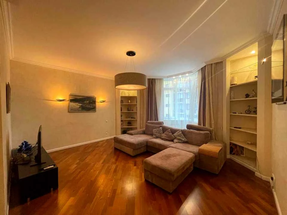 Apartment. Eugene Konovalets st., Kyiv