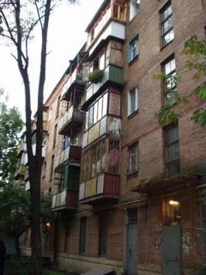 Sale, Oleń Teliha, 15, near the Dohorychy metro, 3 rooms