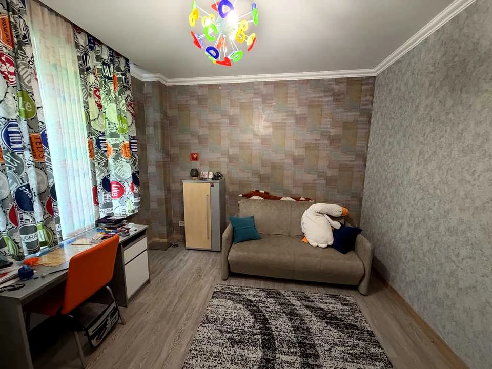 Apartment. Poltava, Vitylia Grytsayenko street.
