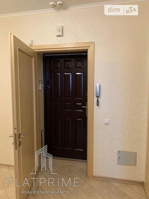 For sale 2-room apartment 64 sq. m. on Borispolska Street 6 • ID 346