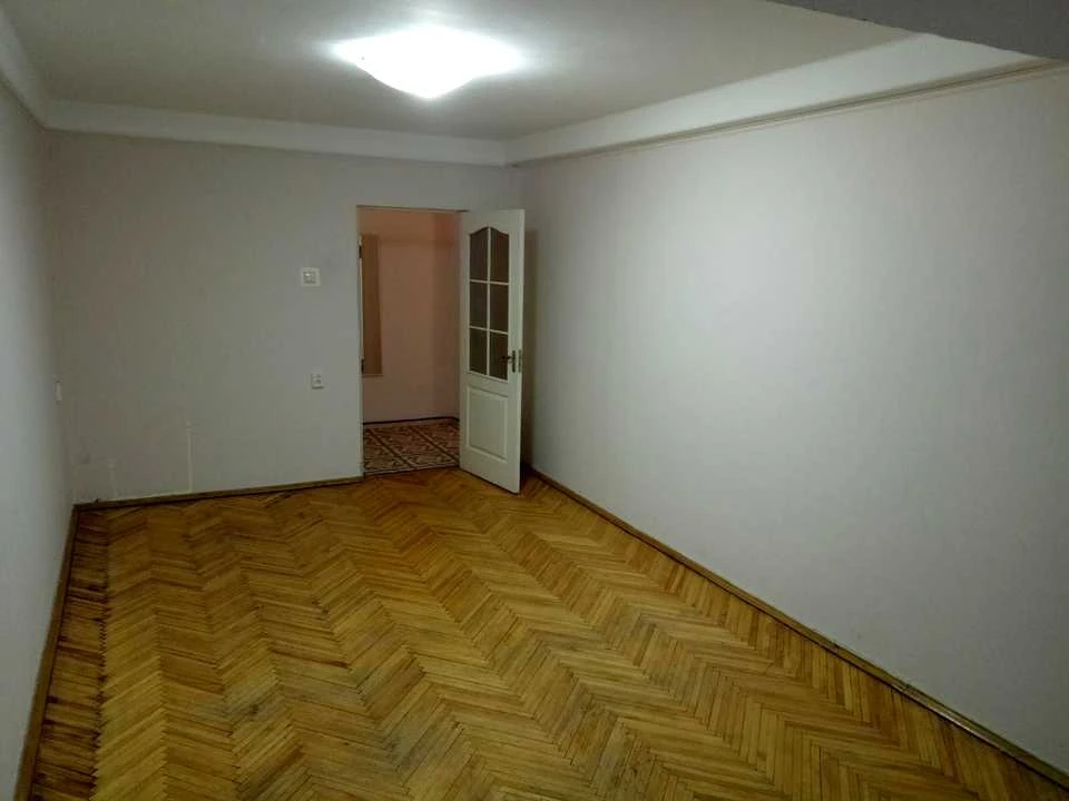 Apartment. Novoospitalna st.