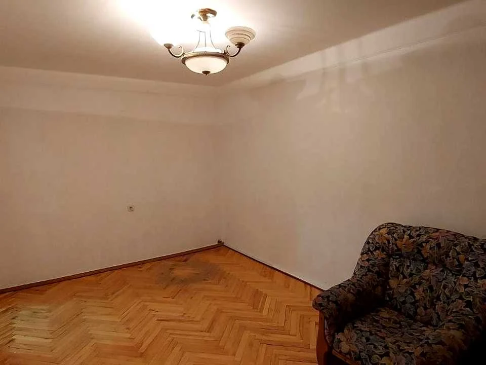 Apartment. Novoospitalna st.