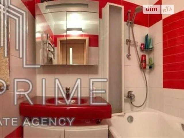 For sale 2-room apartment 64 sq. m. on Borispolska Street 6 • ID 346